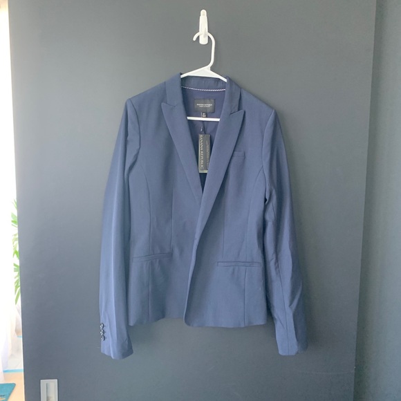 Banana Republic - Picture 2 of 4